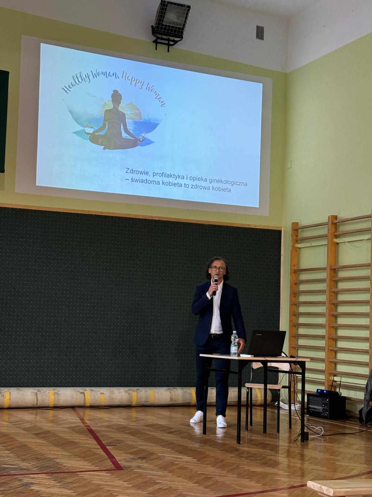Wykład w I Liceum Ogólnokształcącym w Limanowej - zdjęcie 2